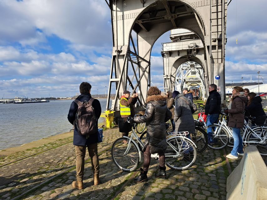 Antwerp: City Highlights Guided Bike Tour - Meeting Point Near the Cathedral: Start Easy at Vleminckstraat