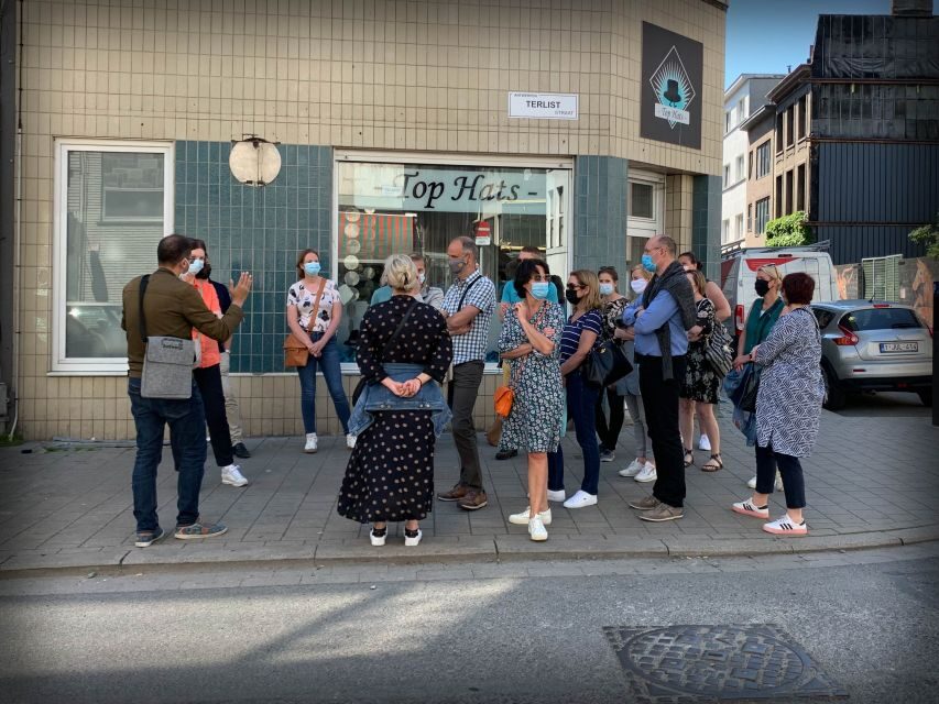 Antwerp: Jewish Neighbourhood Guided Walking Tour - Kosher food, Sabbath, and the mezuzah by the door