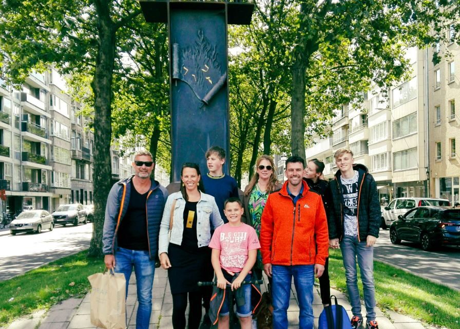 Antwerp: Jewish Neighbourhood Guided Walking Tour - De Keyserlei start: finding the meeting point quickly