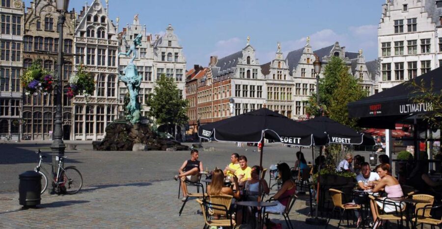 Antwerp: Private 3-Hour Historical Sightseeing Walking Tour - Key Things You’ll Notice on This Walk