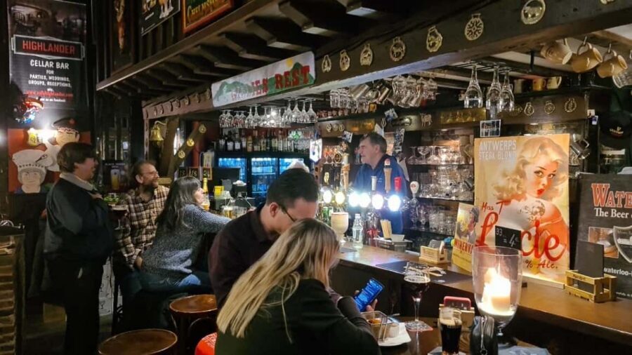 Antwerp: Pub Crawl in the Historical City - Step into the old pubs: what 3 visits really means