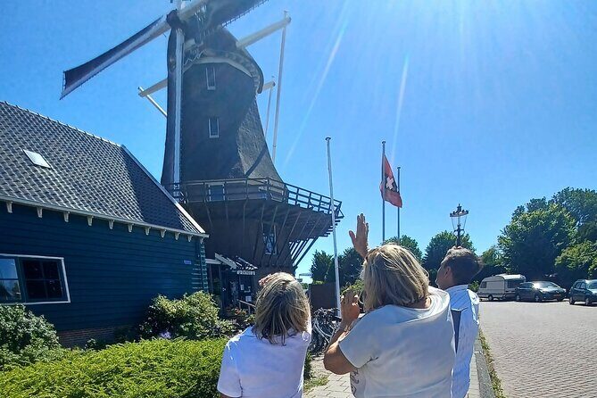 Best Of Bruges and Ghent Private Tour from Brussels - From Your Hotel to the First Sight: Pickup, Driver, and Time Reality