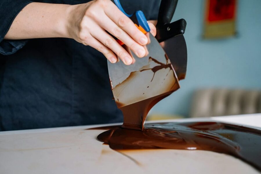 Bruges: Belgian Chocolate Making Workshop with Beer Tasting - Who should book this workshop