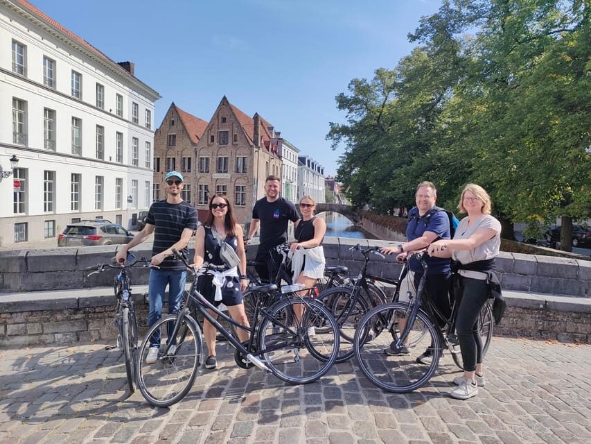 Bruges by bike with family and friends! - Starting at Historium Bruges: where the tour clicks into place