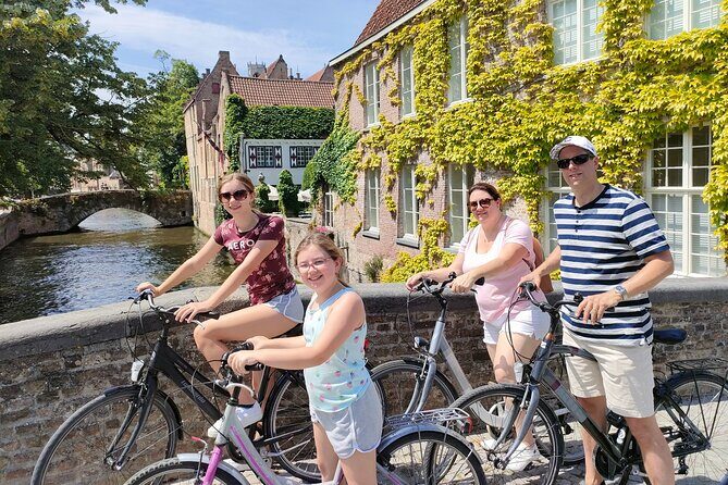Bruges by bike with friends and family! - Price and Value: What $43.45 Gets You for 2.5 Hours