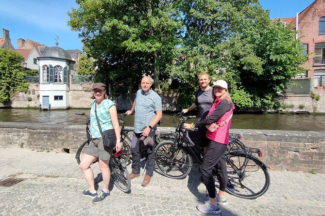 Bruges by bike with friends and family! - Pedal Through the Old Town: Markt Square to Gruuthusemuseum