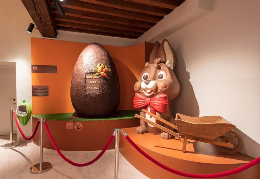 Bruges: Choco-Story Chocolate Museum Guided Tour w/Tastings - What the interactive exhibits are really doing for you