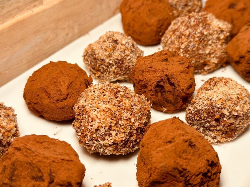 Bruges: Chocolate Truffle Making Class - Key things I’d plan around