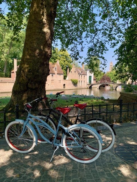Bruges: City Bike Tour with a Local - What to bring for a smooth cobblestone ride