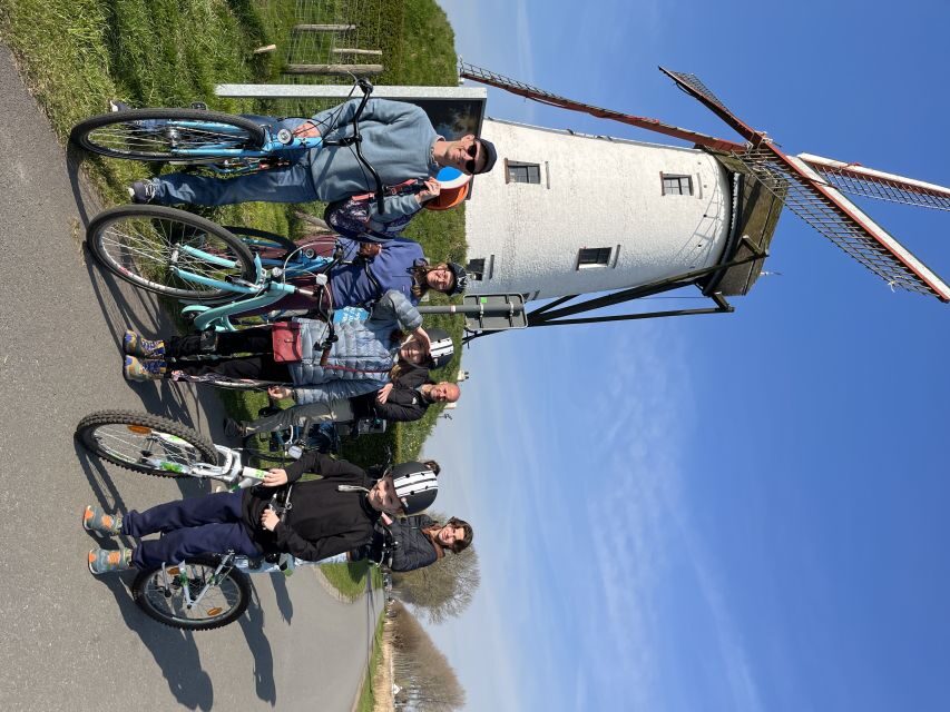 Bruges: Flatlands Guided Bike Tour - Damme’s fortifications and city hall: where Napoleon’s plans show up