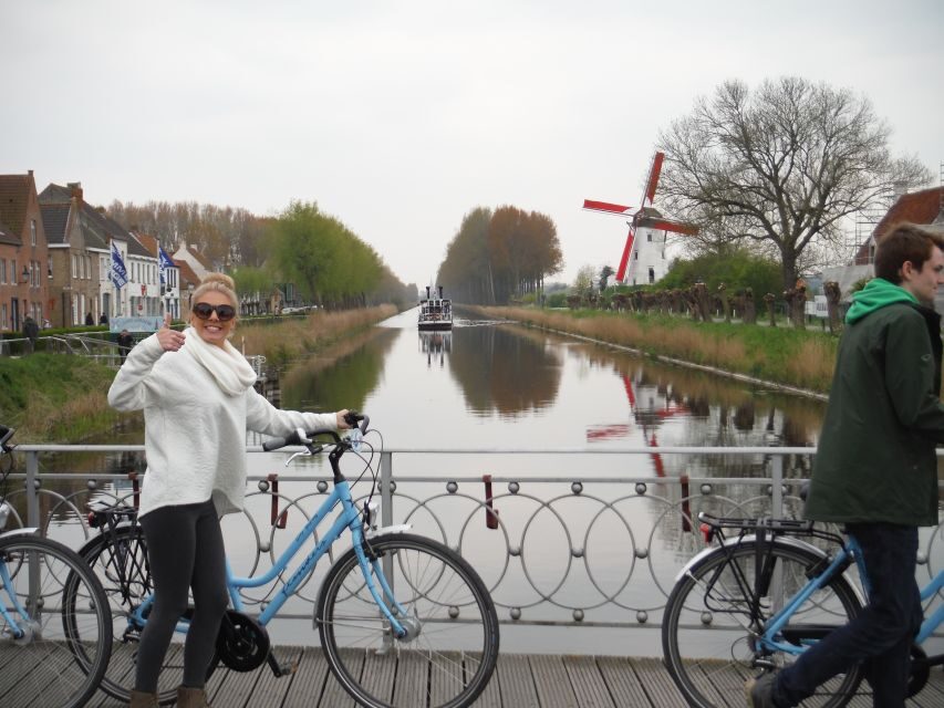 Bruges: Flatlands Guided Bike Tour - Canals and photo stops: poplar-lined straight views you’ll want to remember