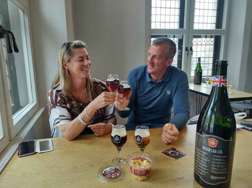 Bruges: Historical Walking Tour with Food Tasting - Brewery Bourgogne des Flandres: beer tasting that actually teaches