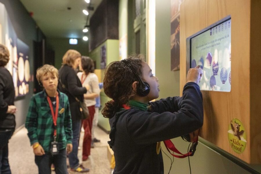 Bruges: Historium Bruges Medieval Experience Ticket - Historium Exhibition and Family Trail: Learn Without Turning It Into Homework