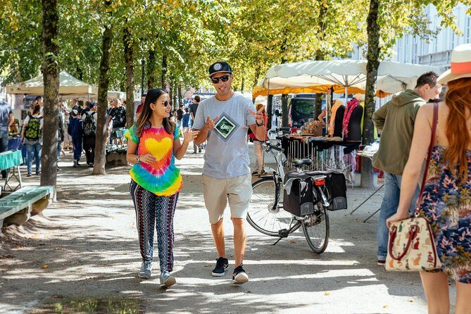 Bruges PRIVATE City Kickstart Tour With Locals - How the 2-hour pace really works with a local host