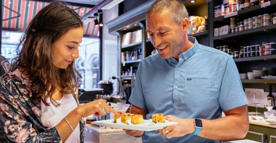 Bruges: Private Food Tour – 10 Tastings with Locals - The 3-hour walk: where the route makes sense