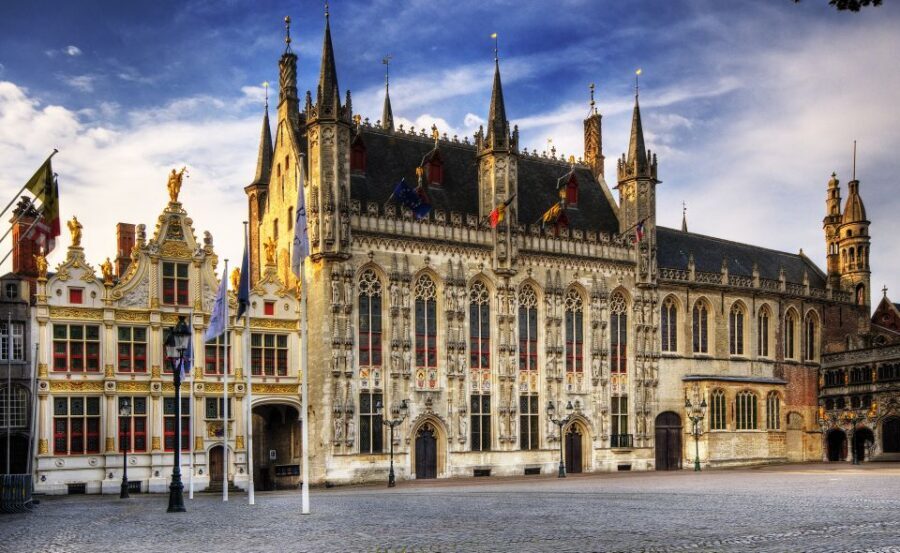 Bruges: Private Historical Highlights Walking Tour - Gruuthuse Palace: When Big Buildings Come With Real Personality