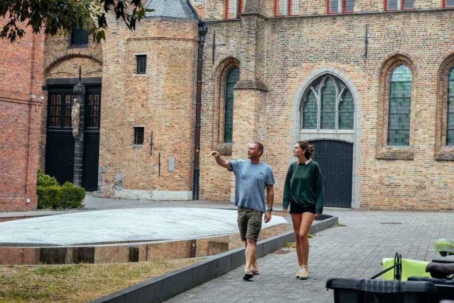 Bruges: Private Tour with Locals – Highlights & Hidden Gems - Key highlights to look for