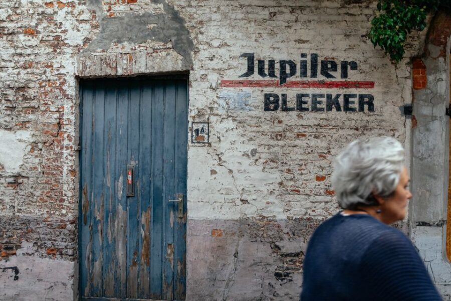 Bruges: Private Tour with Locals – Highlights & Hidden Gems - What guides get right in this tour (and why it matters)