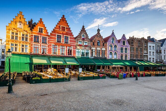 Bruges Scavenger Hunt and Highlights Self Guided Audio Tour - Where you start: Jan van Eyckplein and your first choices