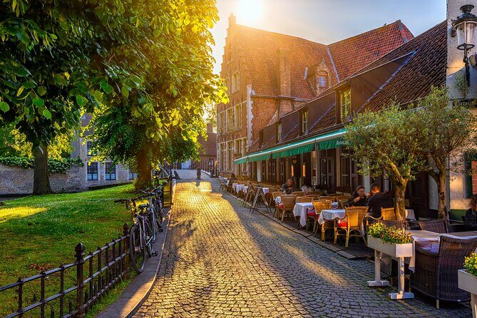 Bruges Tour with Canal Cruise from Zeebrugge Cruise Port - The Markt free time: where your shopping plan actually comes together