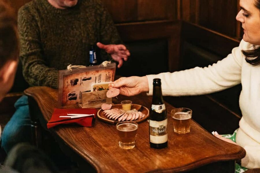 Brussels: Beer Tasting Tour with 7 Beers and Snacks - The city sights you pass on the way (and why they matter)