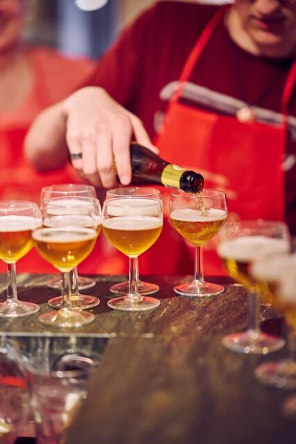 Brussels: Belgian Waffle Making Workshop with Beer Tasting - Where You Meet and How the 90 Minutes Work