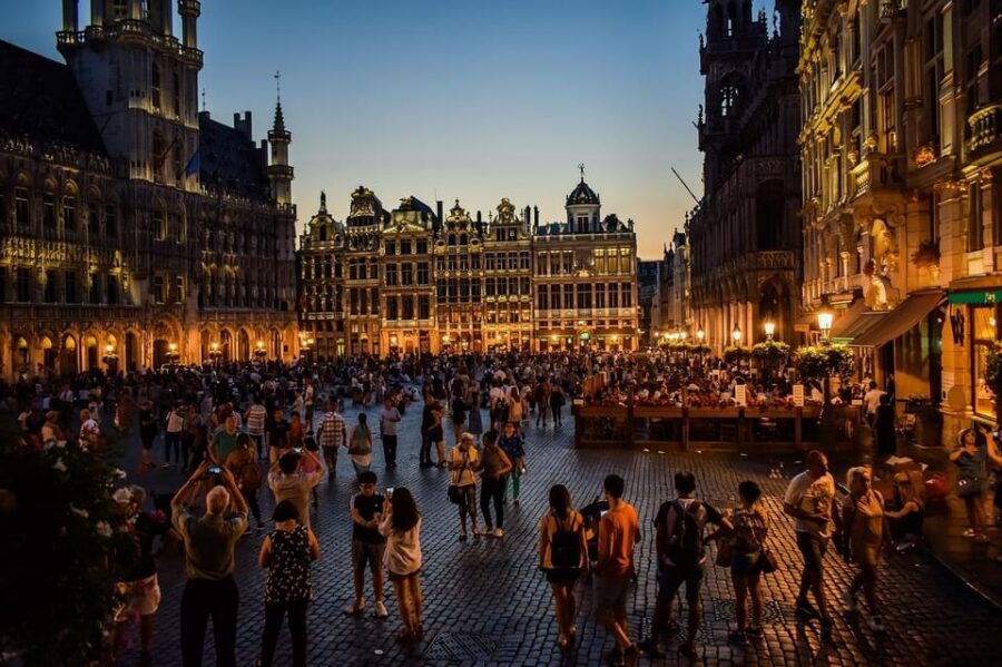 Brussels: BXL Pub Crawl Guided Tour - Price and Value: Why $28 Can Actually Go Far Here