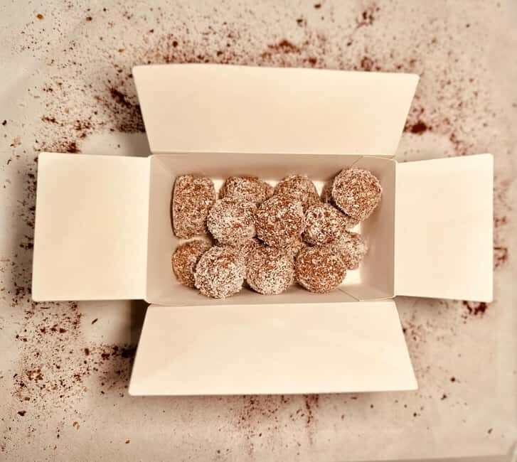 Brussels: Chocolate Truffle & Belgian Hot Chocolate Workshop - Chocolate Truffle Workshop in Brussels: what you’re doing for 90 minutes