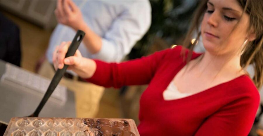 Brussels: Chocolate Workshop and Guided Walking Tour - Key highlights that make this tour worth your time