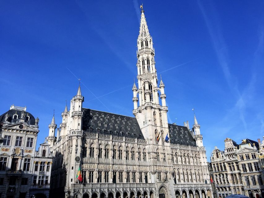 Brussels: Chocolate Workshop and Guided Walking Tour - Grand Place, Manneken Pis, Fishmarket, and Saint Géry: the guided walk piece