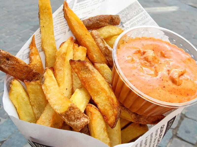 Brussels: City Center Guided Food Tour with Tastings - Savory Stops: Fries in Beef Fat, Frikadelle, and Fish Croquettes