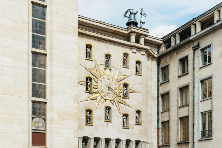 Brussels: City Highlights Walking and Tasting Tour - Price and Timing: Is $82 Worth It for a 150-Minute Taste Tour?