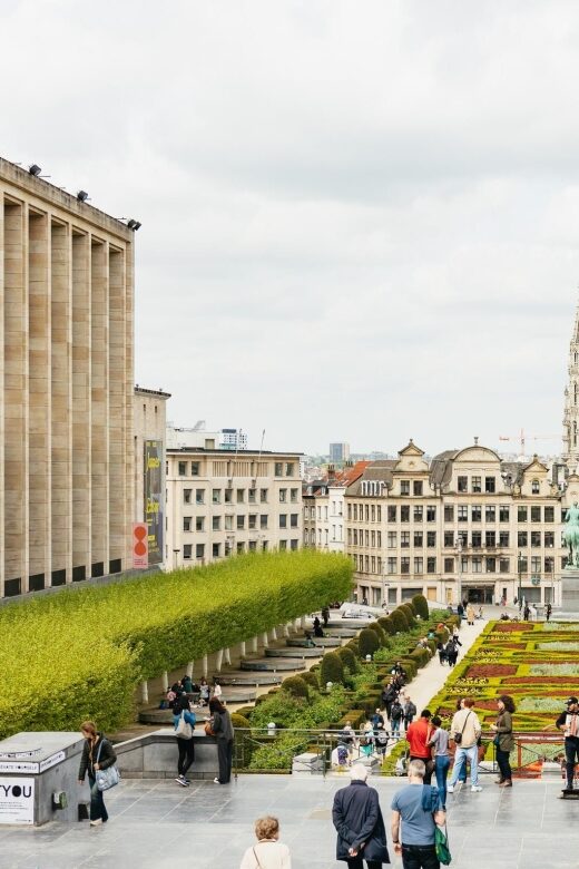 Brussels: City Highlights Walking and Tasting Tour - Mont des Arts: Views, Art, and a Breather From Street Level