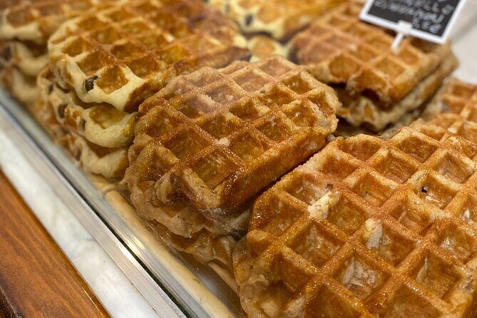 Brussels Food Tour: 10 Tastings of Waffles, Beers, Fries & More - Herman Van Dender Strawberries to the Grand Place: Food With a Side of Legends