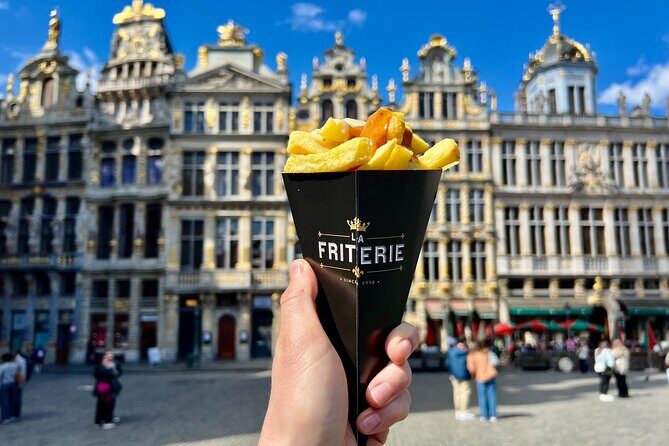 Brussels Food Tour: 10 Tastings of Waffles, Beers, Fries & More - Royal Gallery of Saint Hubert: Chocolates in an 1820 Setting
