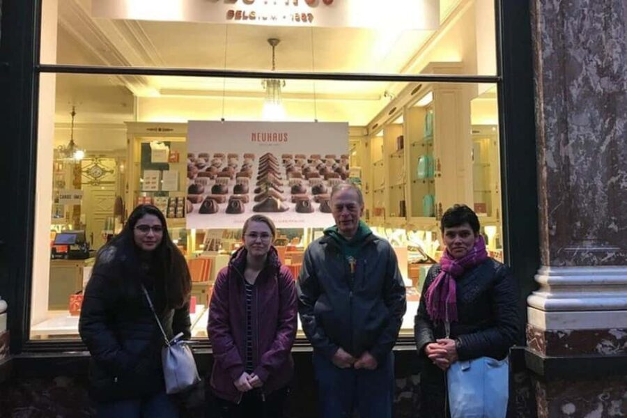 Brussels: Highlights and Hidden Gems Walking Tour - Meeting at Bd Anspach 93: Starting on the Right Foot