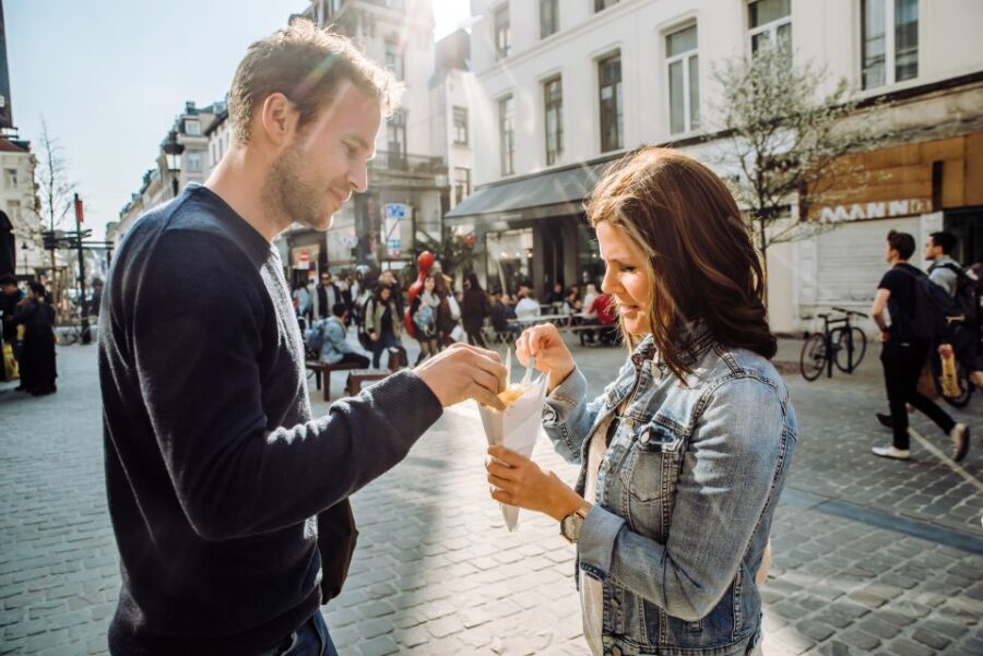 Brussels: Highlights & Hidden Gems Private Walking Tour - Royal Saint-Hubert Galleries: Where Shopping Arcades Turn Into Theater