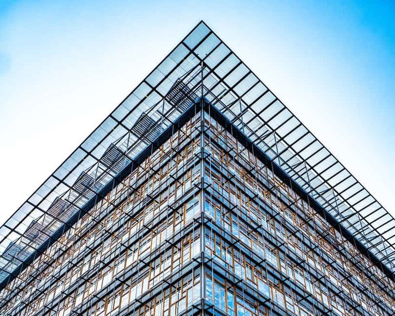 Brussels Highlights: Walking & Bus Tour with Waffle Tasting - Ending at Central Station: A Convenient Finish for Your Next Move