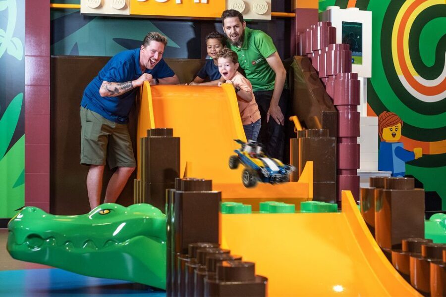 Brussels: LEGO® Discovery Centre Admission Ticket - Over 2 million LEGO bricks: what that actually means for your day