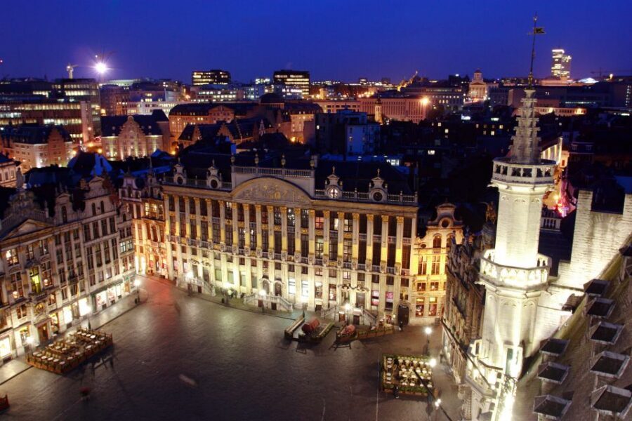 Brussels: Private 3-Hour Sightseeing Walking Tour - Key highlights to look for
