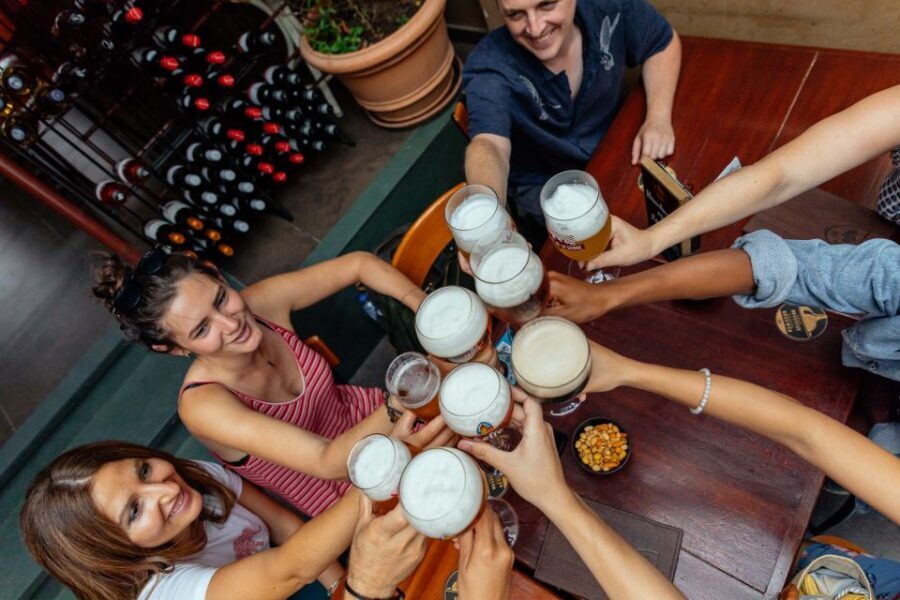 Brussels: Private Food Tour – 10 Tastings with Locals - Saint-Géry (Café des Halles) and the feel of a food neighborhood