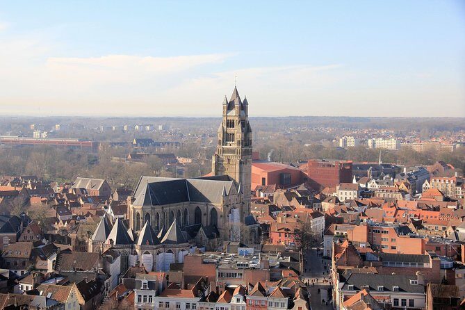 Brussels to Bruges: Private & Personalized Day Trip with a Local - Beguinage to Minnewater: Calm Walks for Romance and Legends