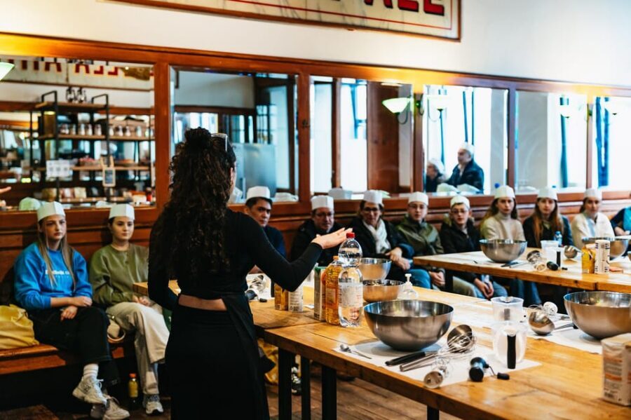 Brussels: Waffle Making Workshop - All You Can Eat - The 90-minute flow: dough to golden waffles