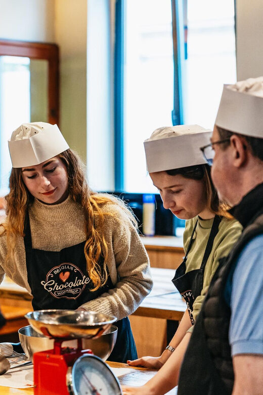 Brussels: Waffle Making Workshop - All You Can Eat - Unlimited toppings and one free drink: the fun part