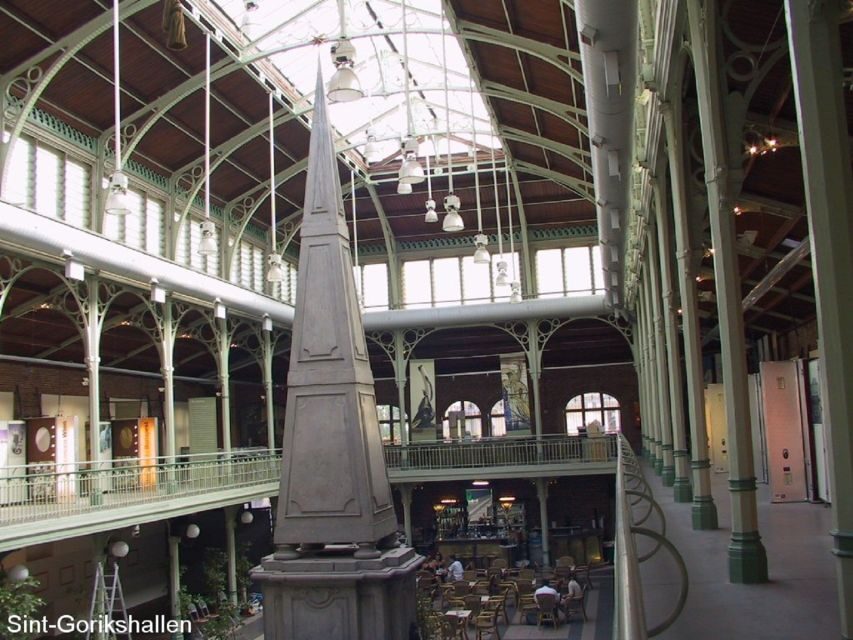 Brussels: Walking Tour from Central Station to Manneken Pis - Price and group size: is $388 a fair deal?