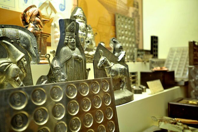 Choco-Story: The Chocolate Museum in Bruges - Your visit format: self-guided audio tour, not a walking guide
