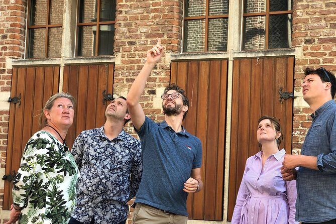 Discover authentic Ghent with historian & taste the best chocolate - Maaseikplein and the Van Eyck connection