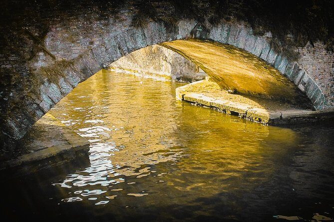 "Edges of Brugge" Photo Tour - 2hr open city tour & workshop - A 2-hour Bruges photo tour that actually changes your results