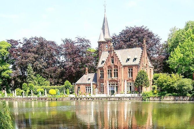 Exclusive PRIVATE Walking Tour of Bruges - Beer and chocolate tasting: how to make the most of the included samples