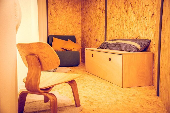 Floating in the clouds - From the Start Room to Your 1h–1h30 Float: The Flow of the Session
